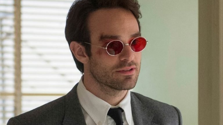 Charlie Cox Intentionally Blinded Himself To Play Daredevil
