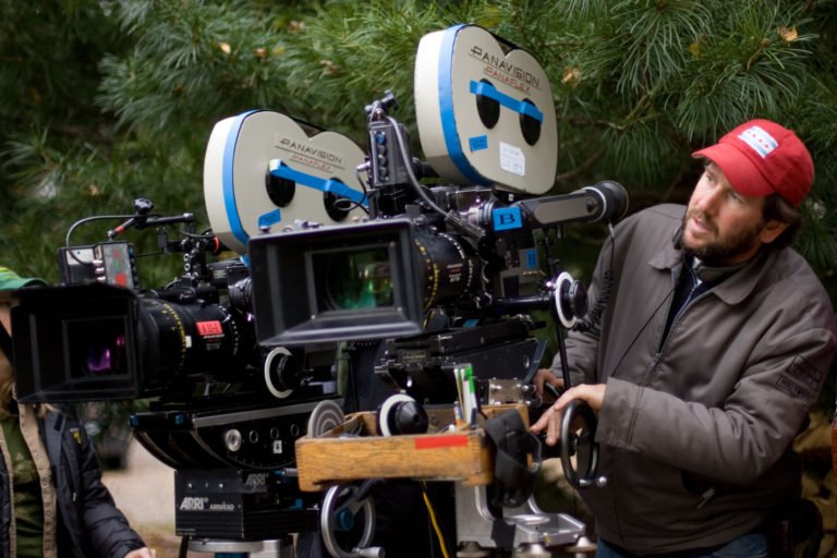 ‘Joker’ Cinematographer Lawrence Sher Discusses The Use Of Color In Film