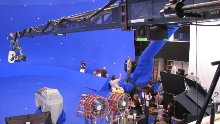 Blue Screen Vs. Green Screen: Is There Any Real Difference?